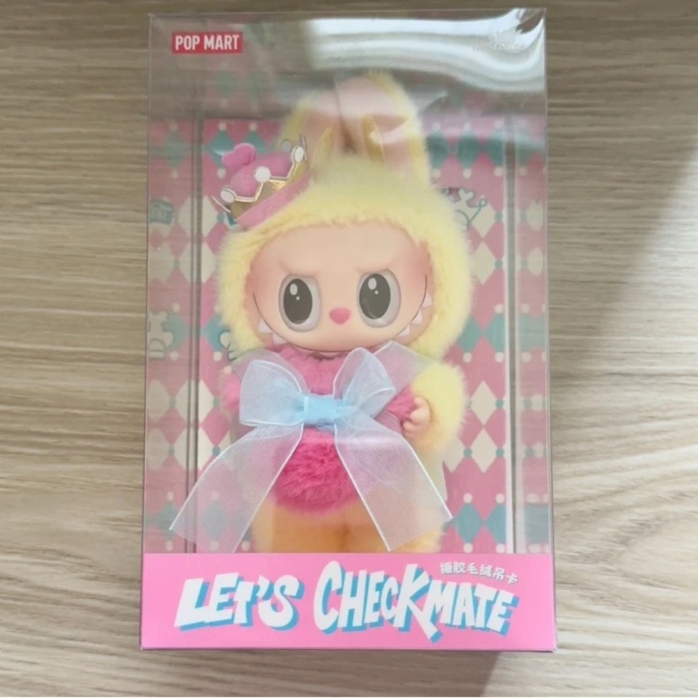 Pop mart official Labubu lets checkmate